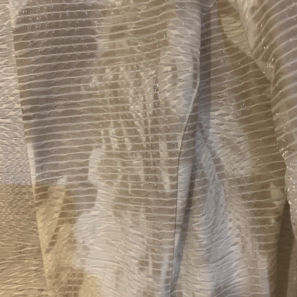 Chico’s Ivory/Tan Open Front Lightweight Jacket sz 1 - Picture 2 of 5